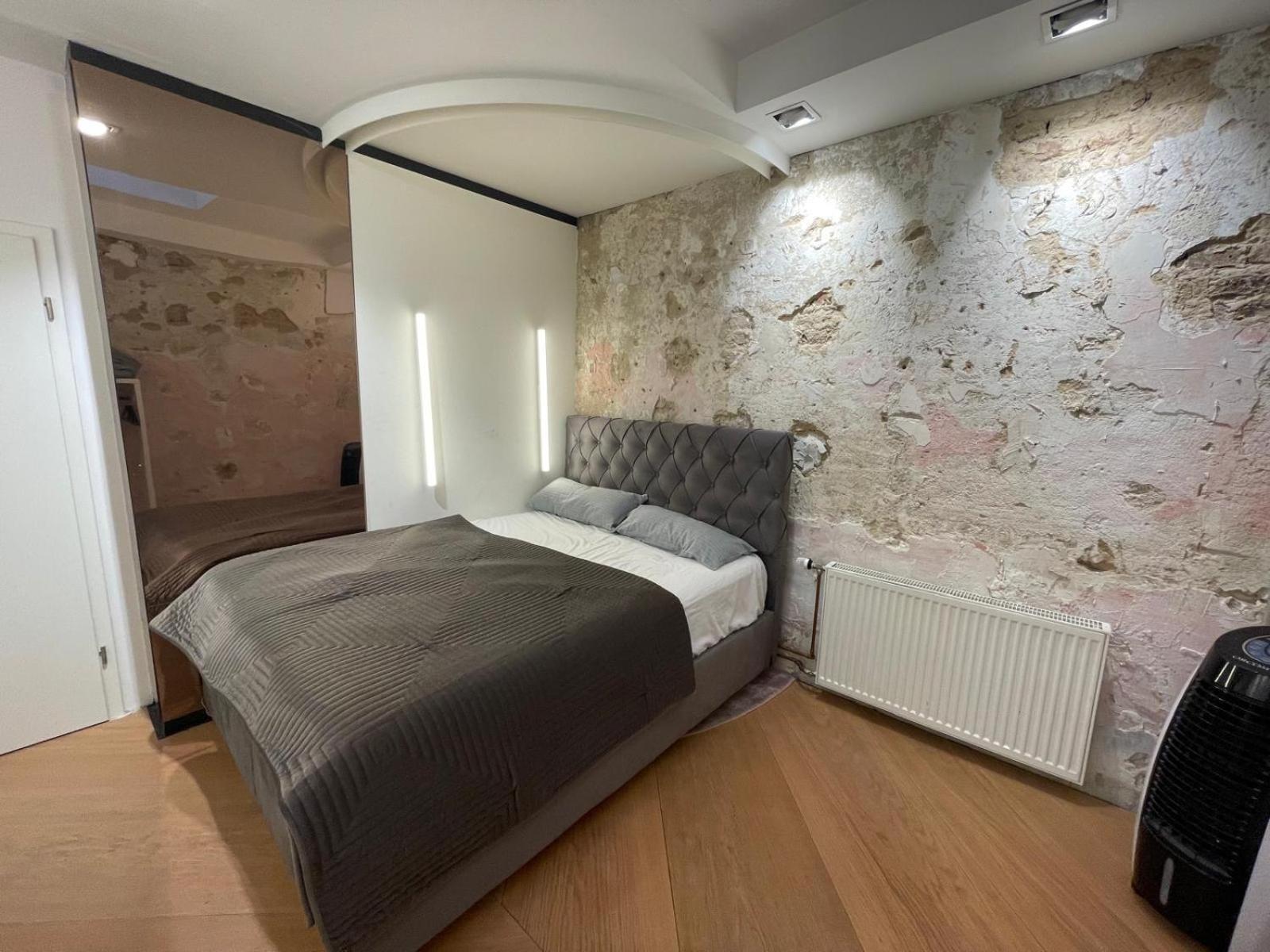 Budget Rooms Just For Sleeping - Digital Access Kolonia Zewnętrze zdjęcie